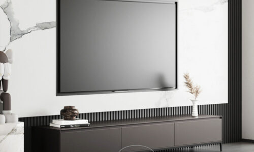 202 Microphone and Speaker - Image 26